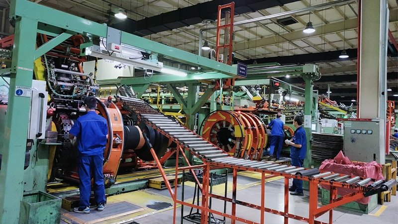 Molding machine
